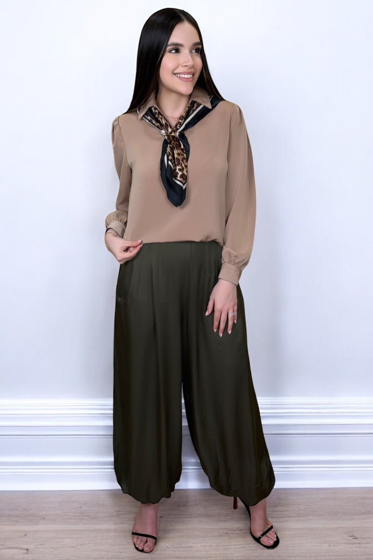 ELEGANT BLOUSE - LEOPARD SCARF