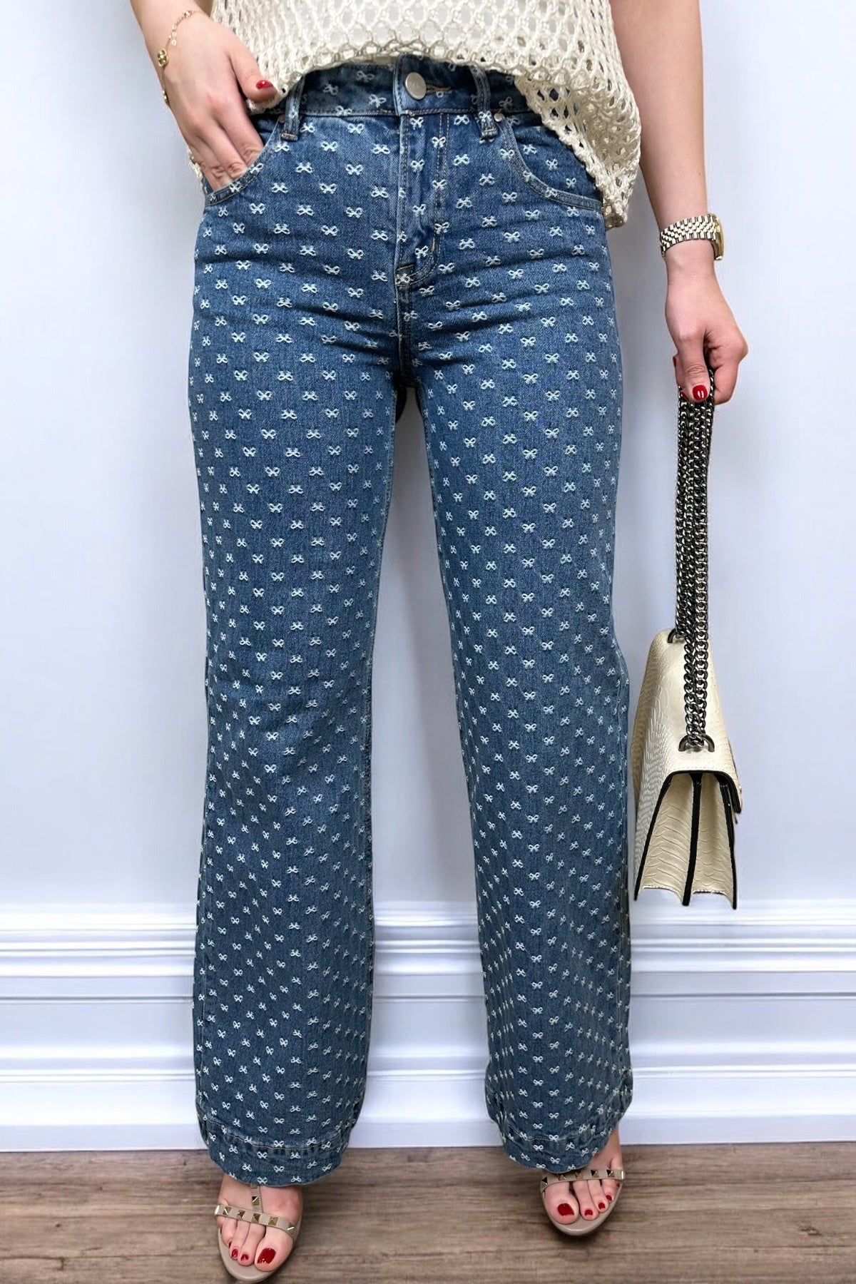 THE BOW JEANS