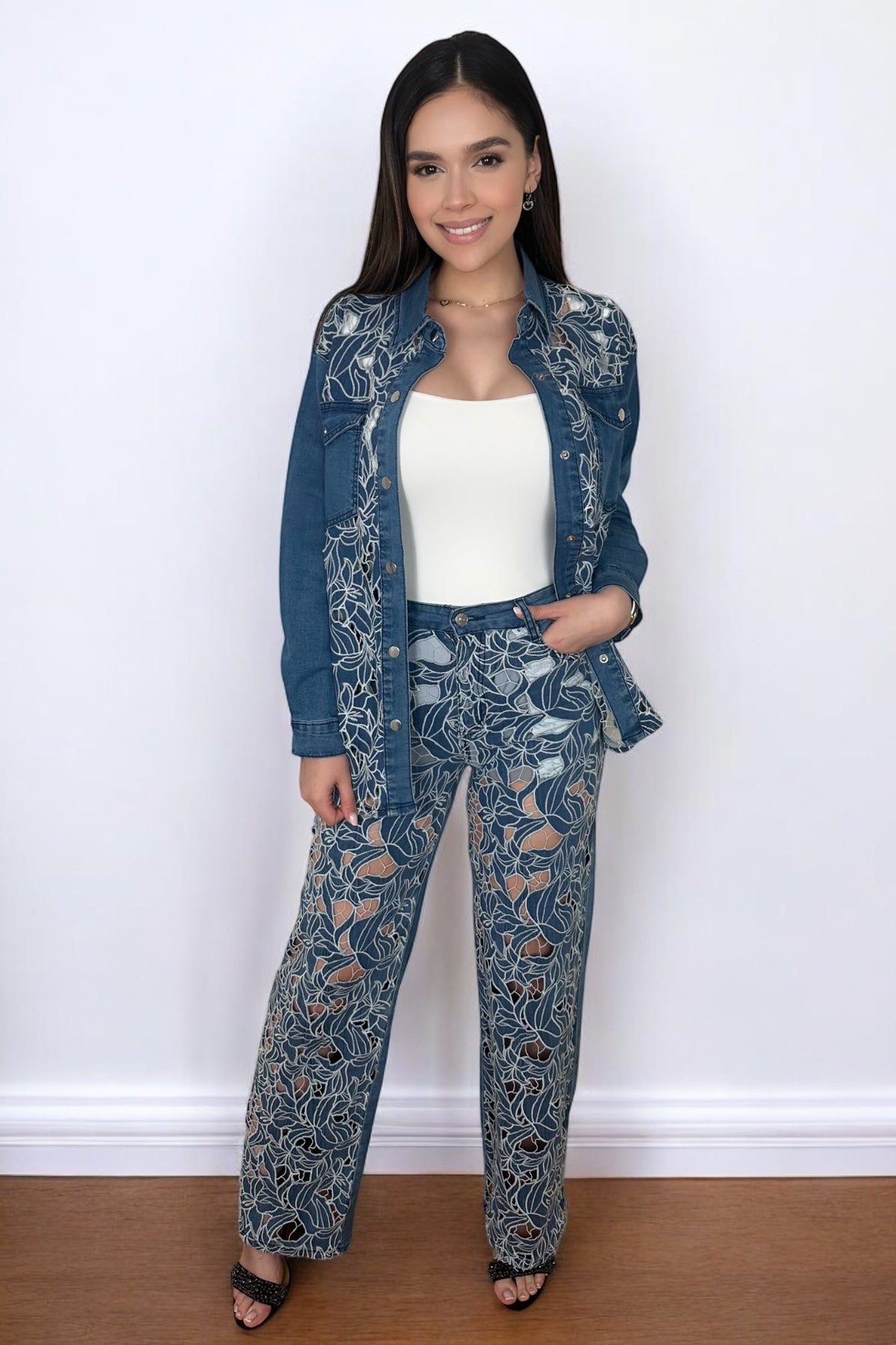 ANASTASIA JEANS