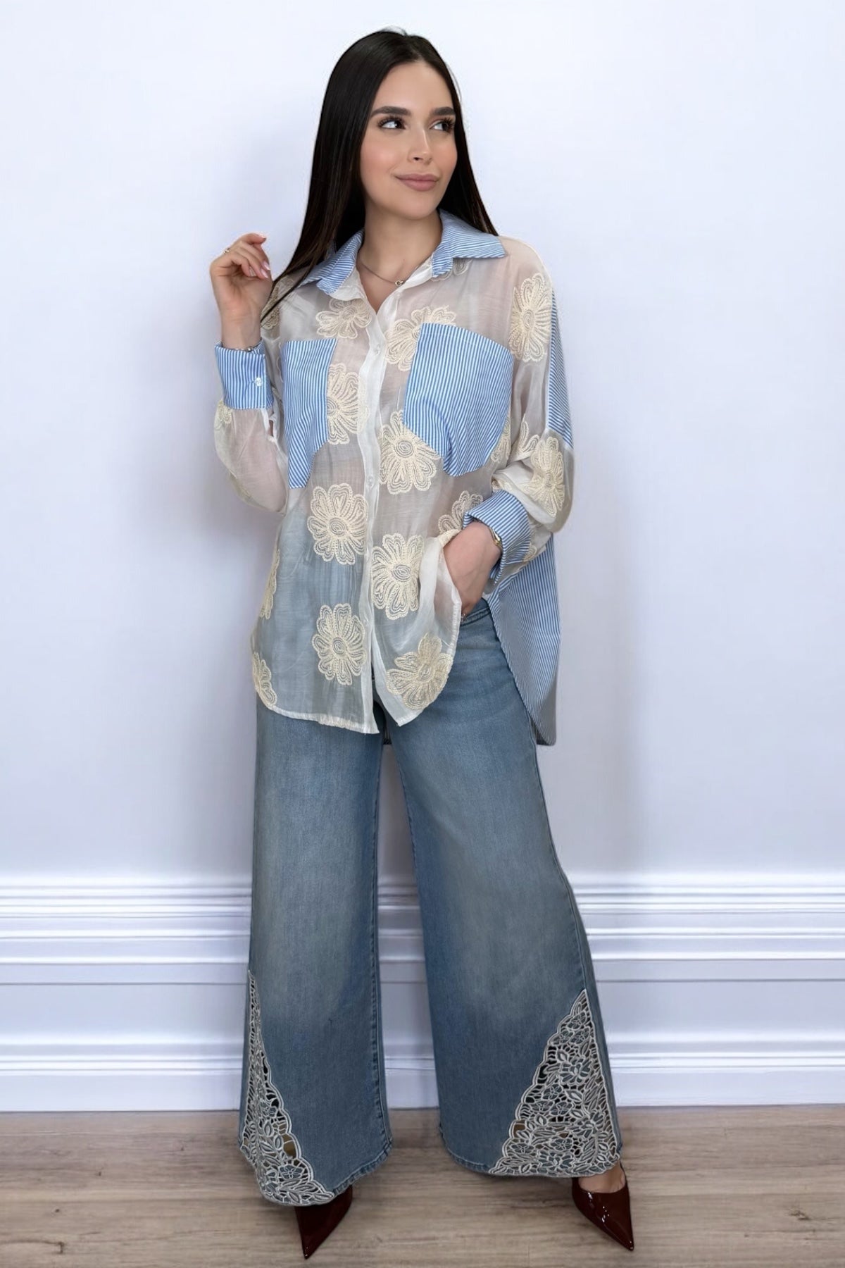 FLOR BORDADO & CROCHET JEANS