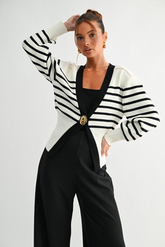 THE LINES GOLD SWEATER