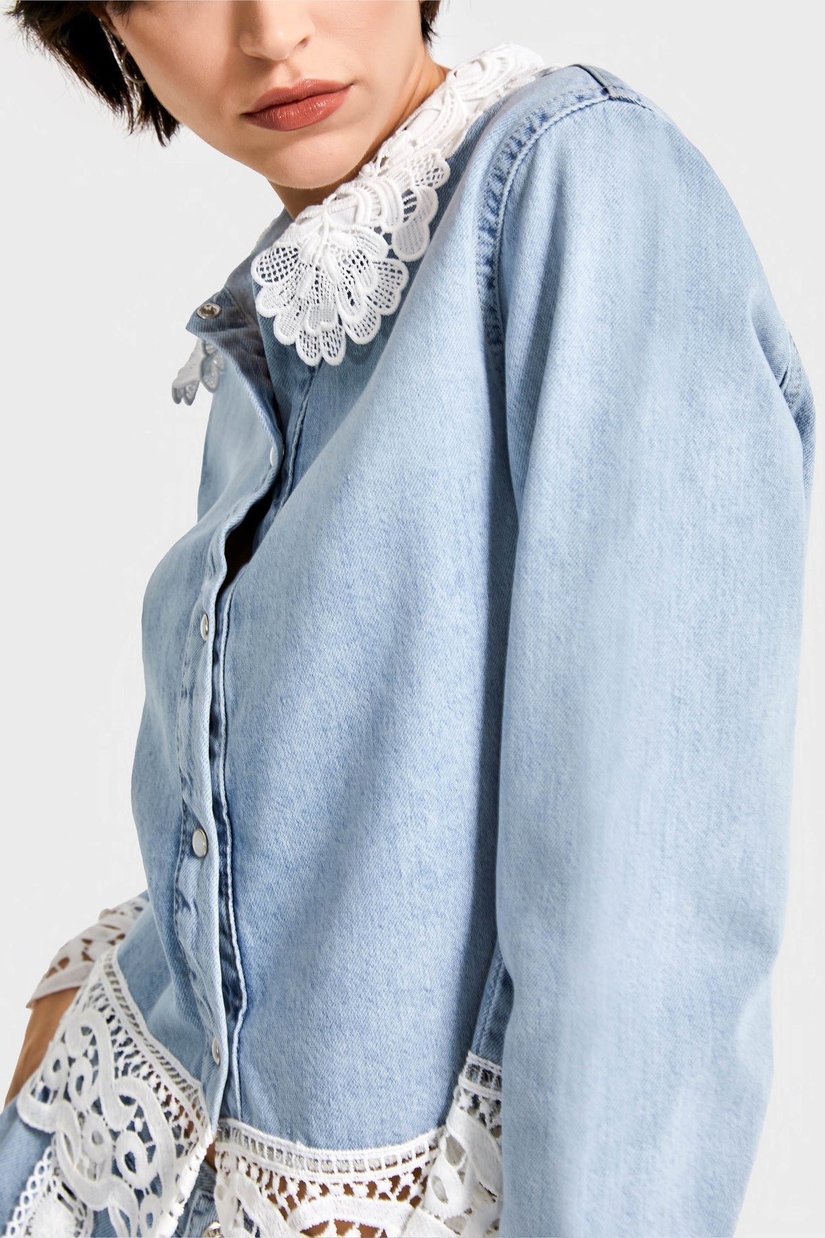 SKY LACE DENIM JACKET/BLOUSE