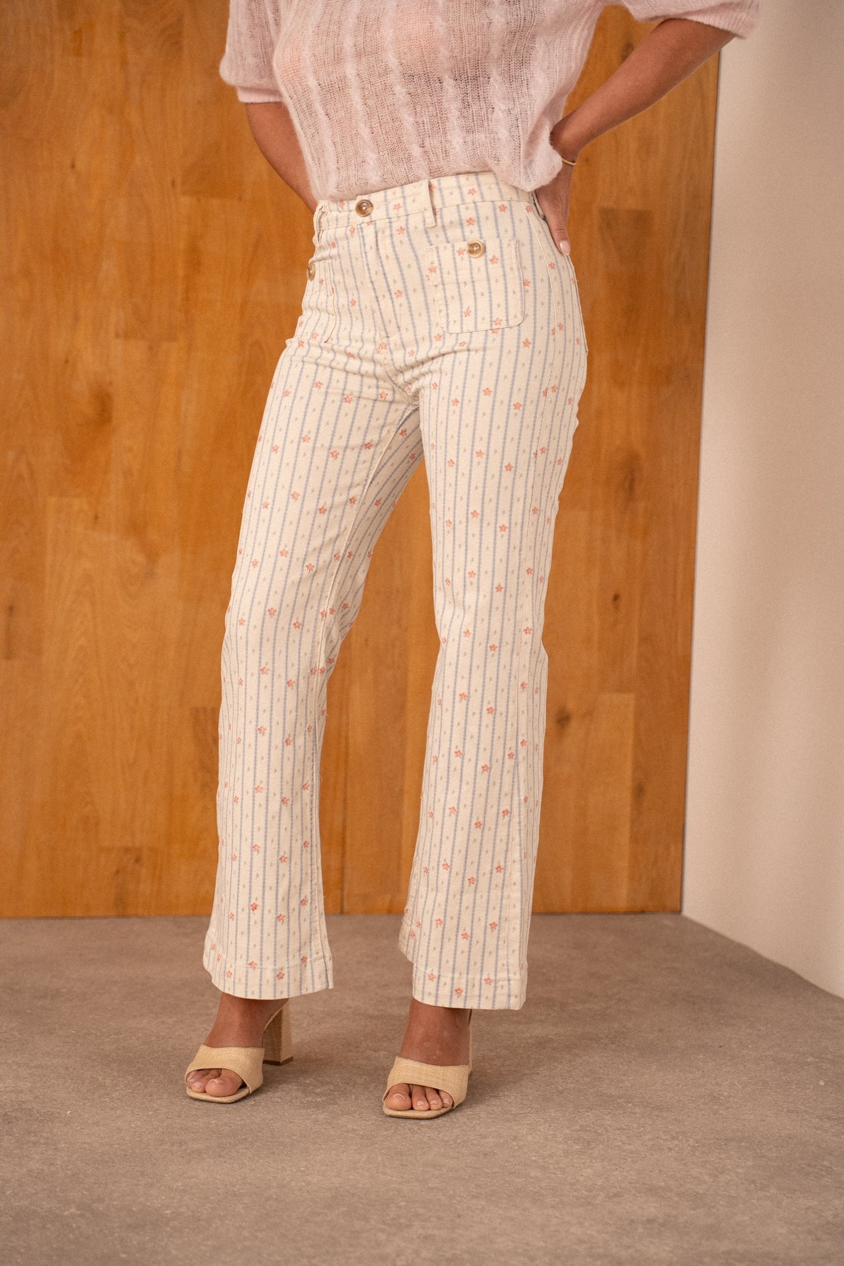 FRENCH EMBROIDERY JEANS