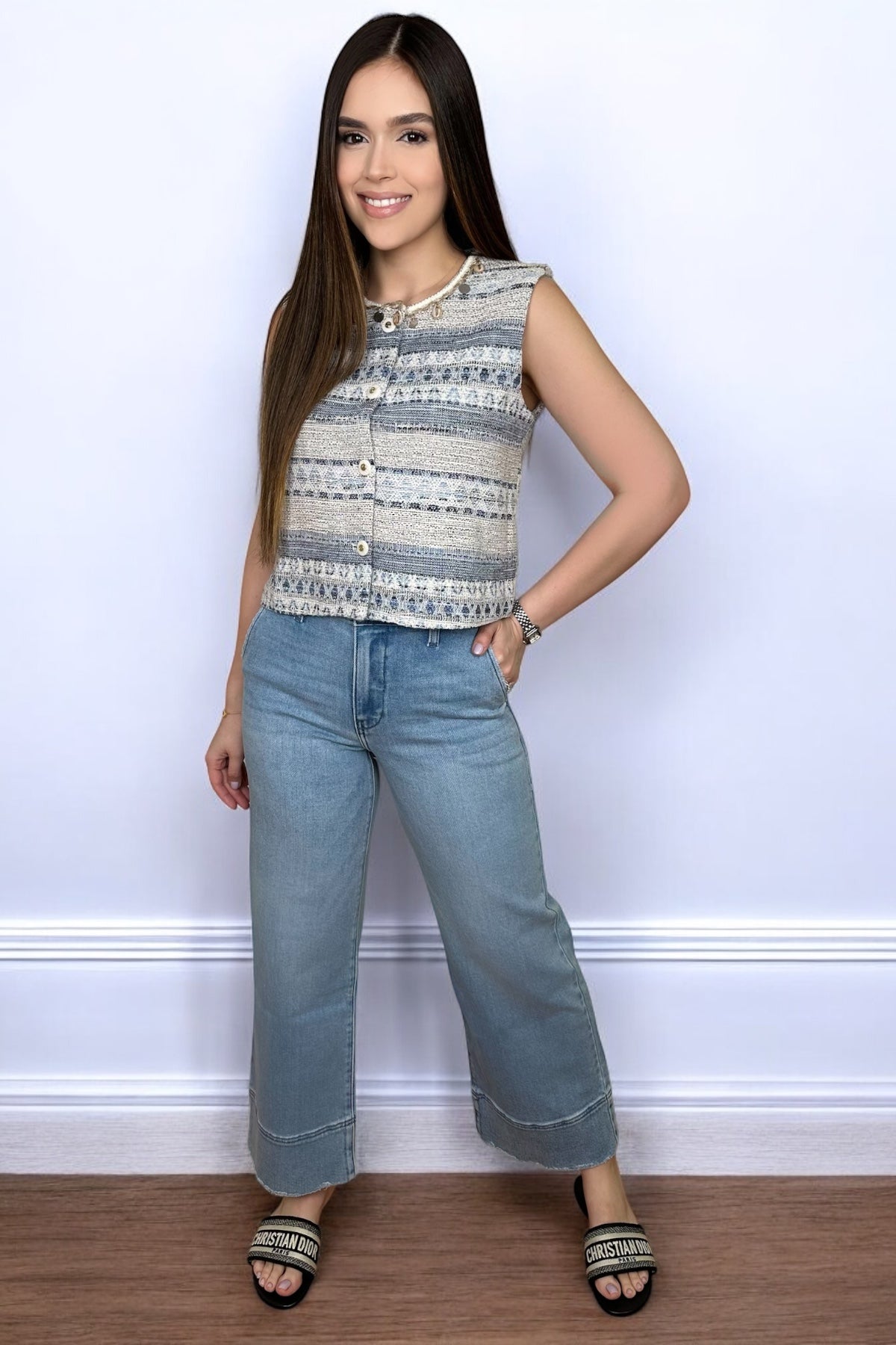 ELEGANT AND CLASSY JEANS