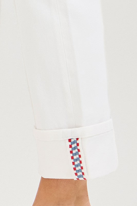 PERFECT DESIGN WHITE JEANS