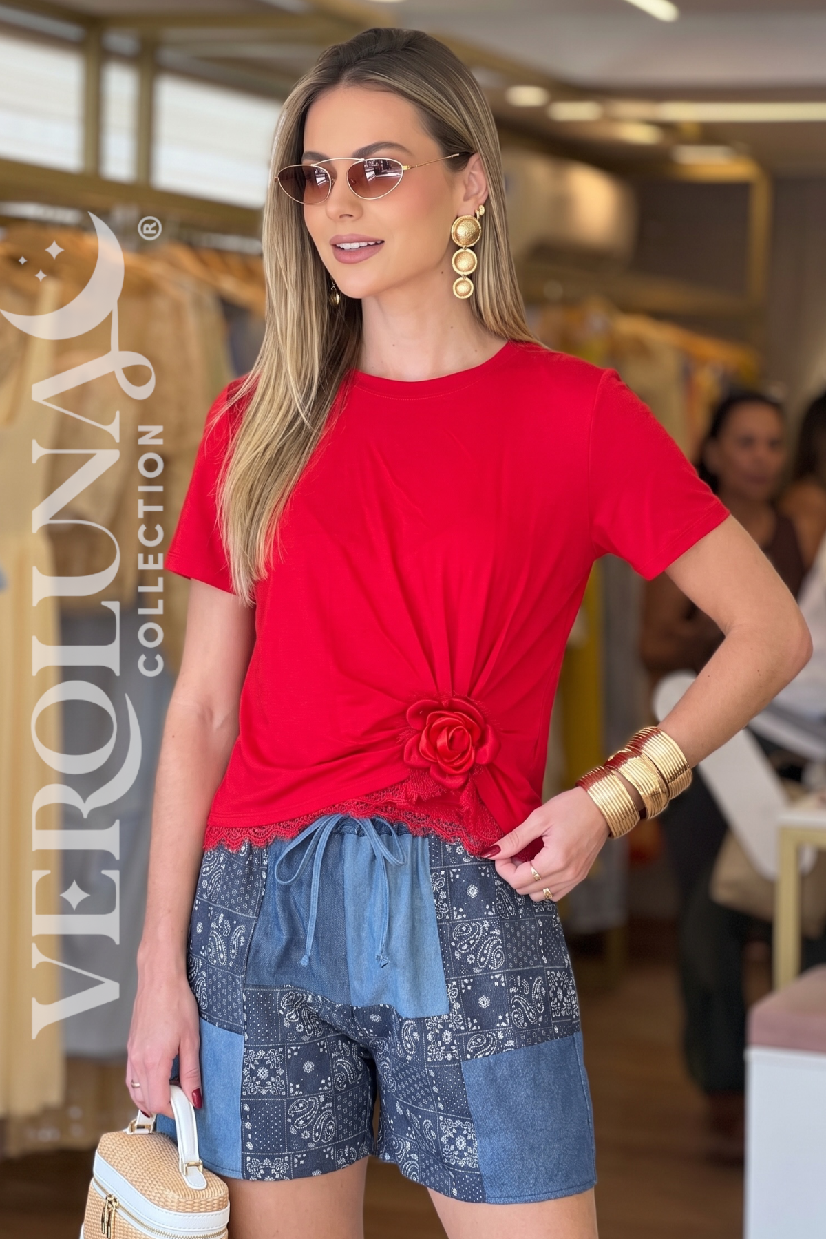 FLOWER & LACE CHIC TOP - RED