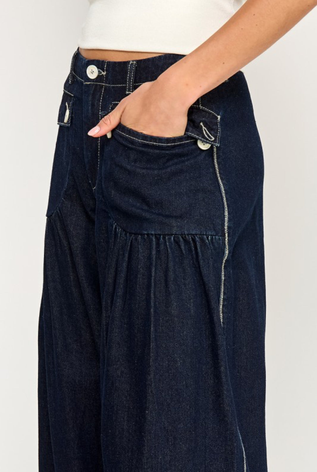 THE TRENDY JEANS