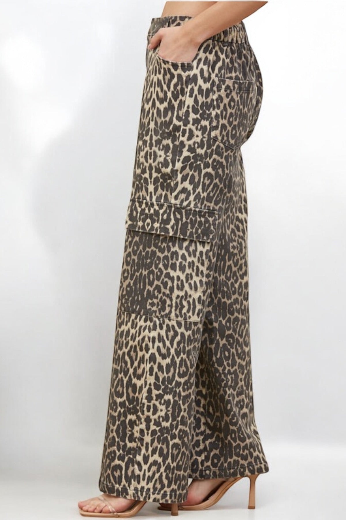 LEOPARD CARGO PANTS