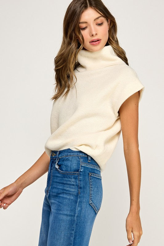 THE COZY GLOW TOP