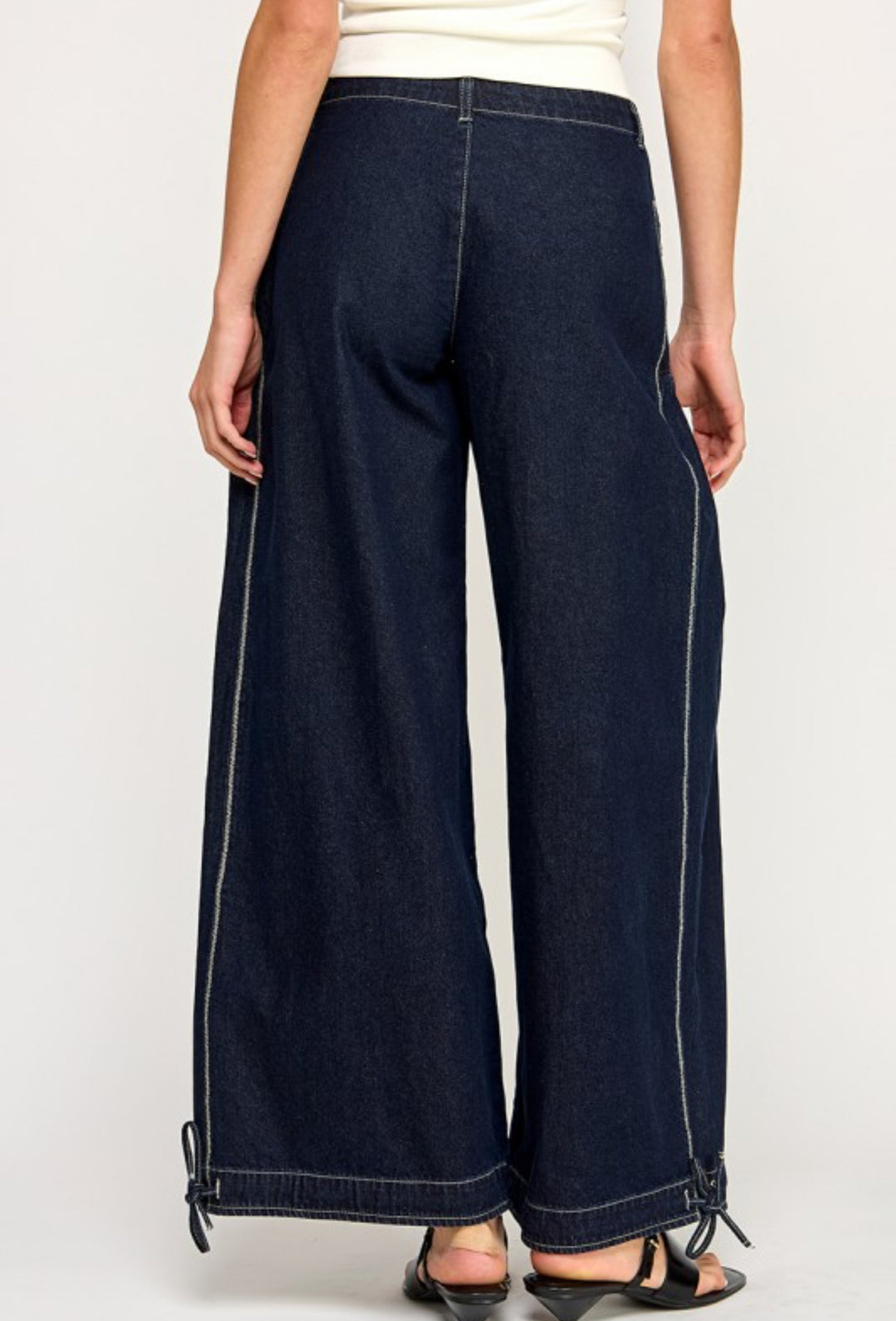 THE TRENDY JEANS